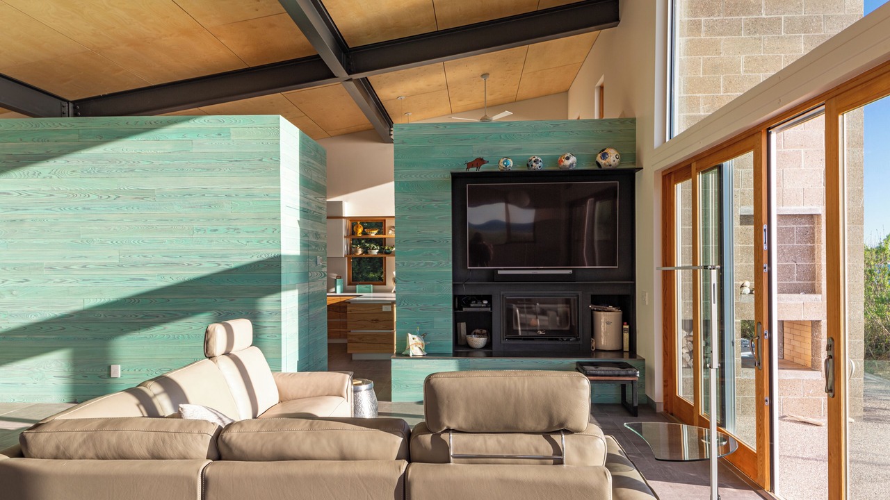 Photo of Livingroom in Northport
