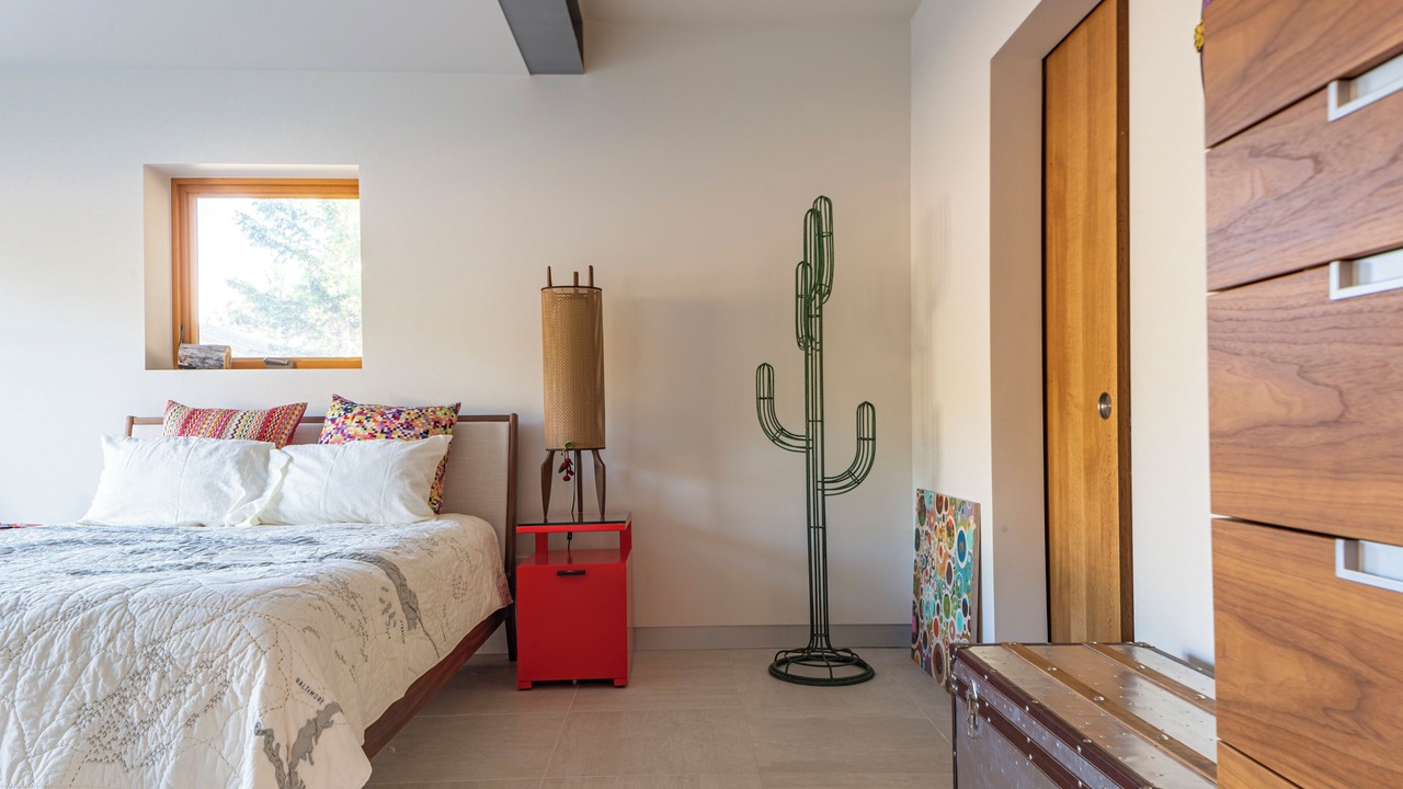 Photo of Bedroom in Northport