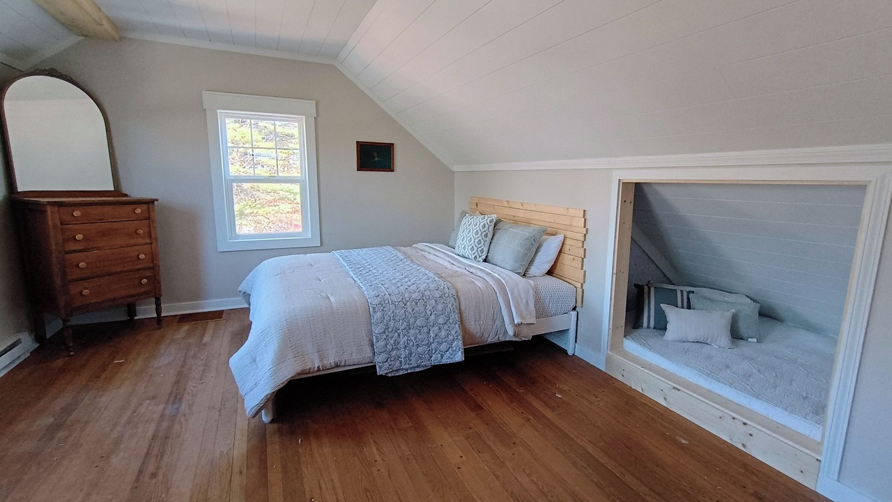 Photo of Bedroom in Grand Marais