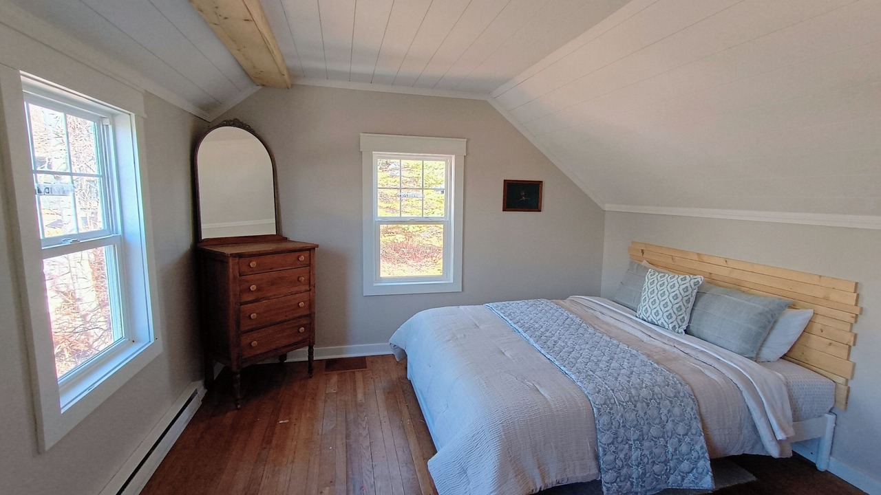Photo of Bedroom in Grand Marais