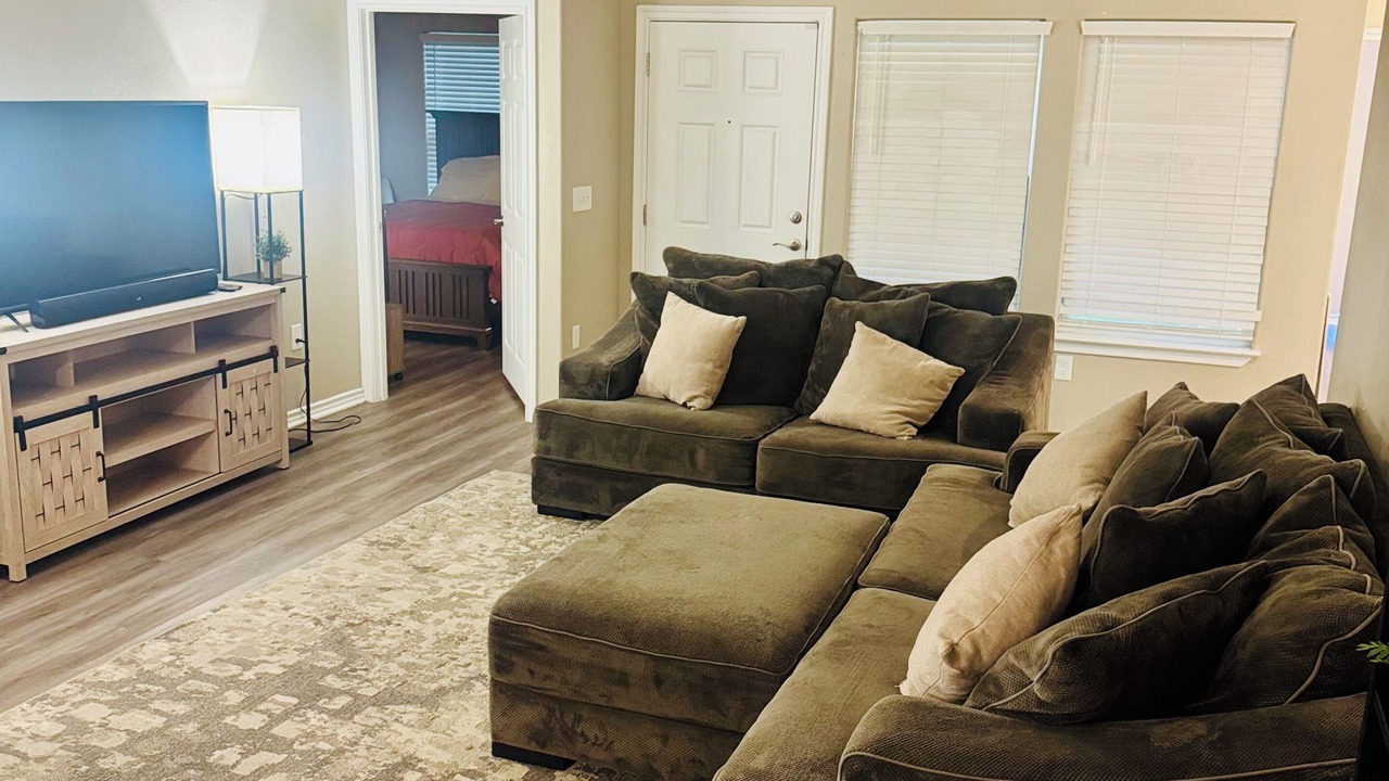 Photo of Livingroom in Northeast Houston