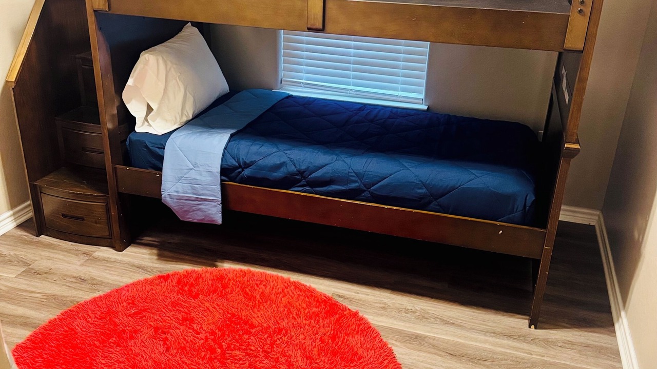 Photo of Bedroom in Northeast Houston