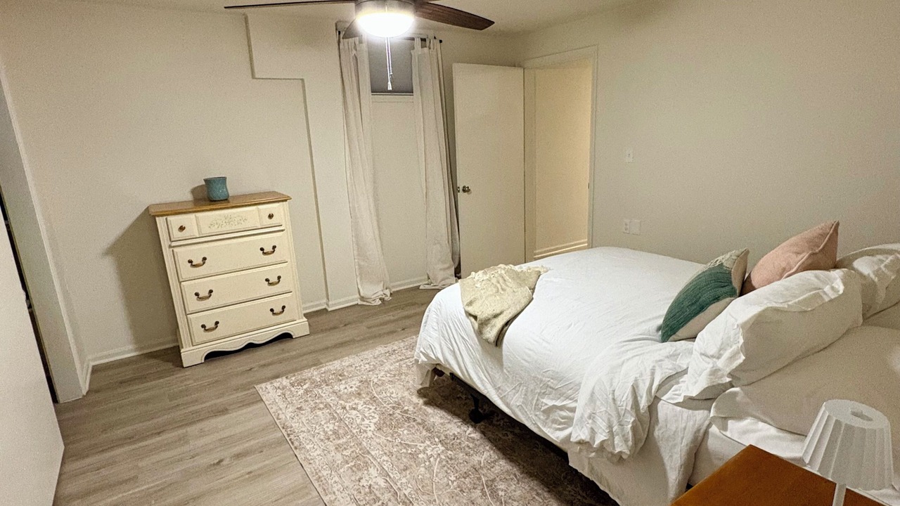 Photo of Bedroom in Waldron