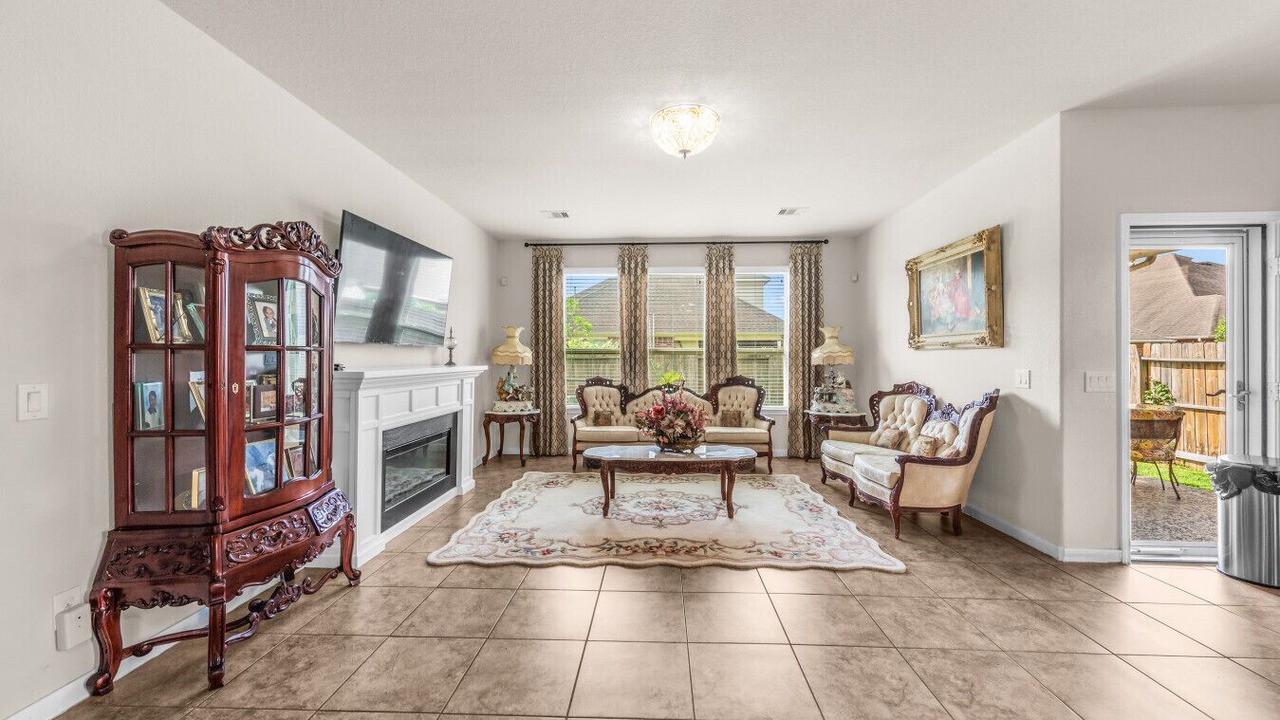 Photo of Livingroom in Cypress