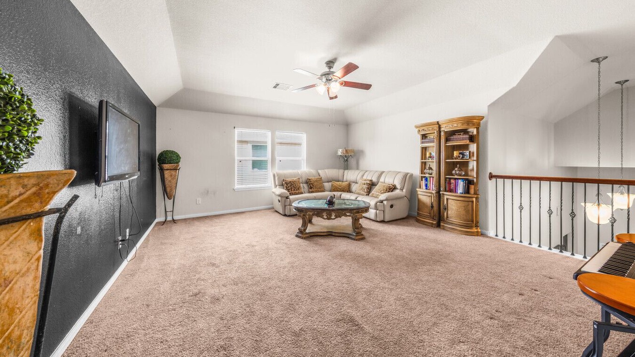 Photo of Livingroom in Cypress