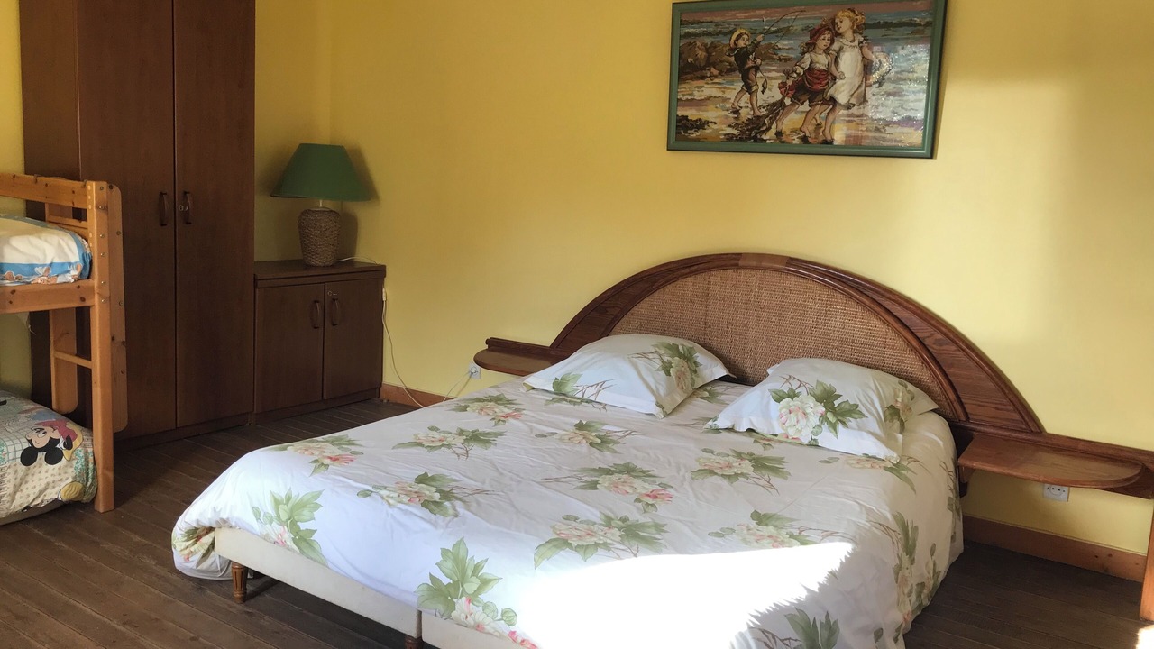 Photo of Bedroom in Jaulnay