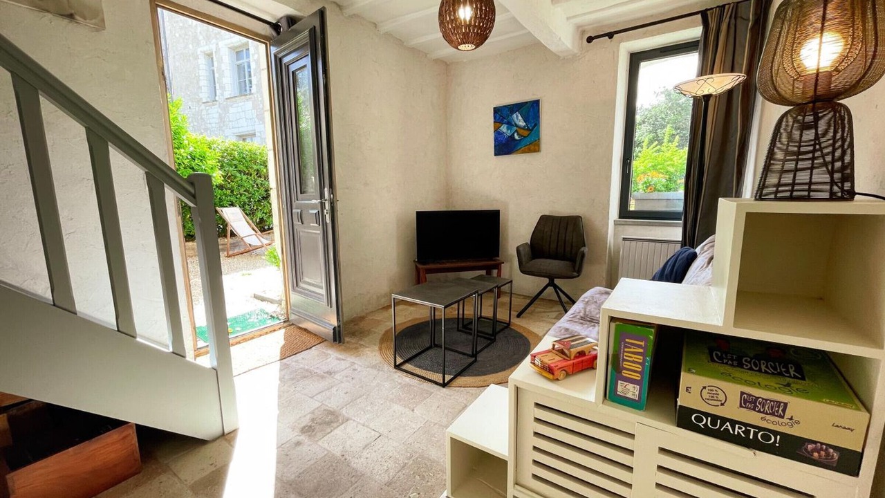 Photo of Livingroom in Sazilly