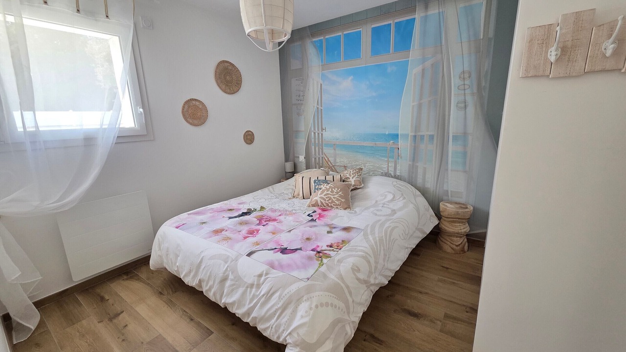 Photo of Bedroom in Jard-sur-Mer