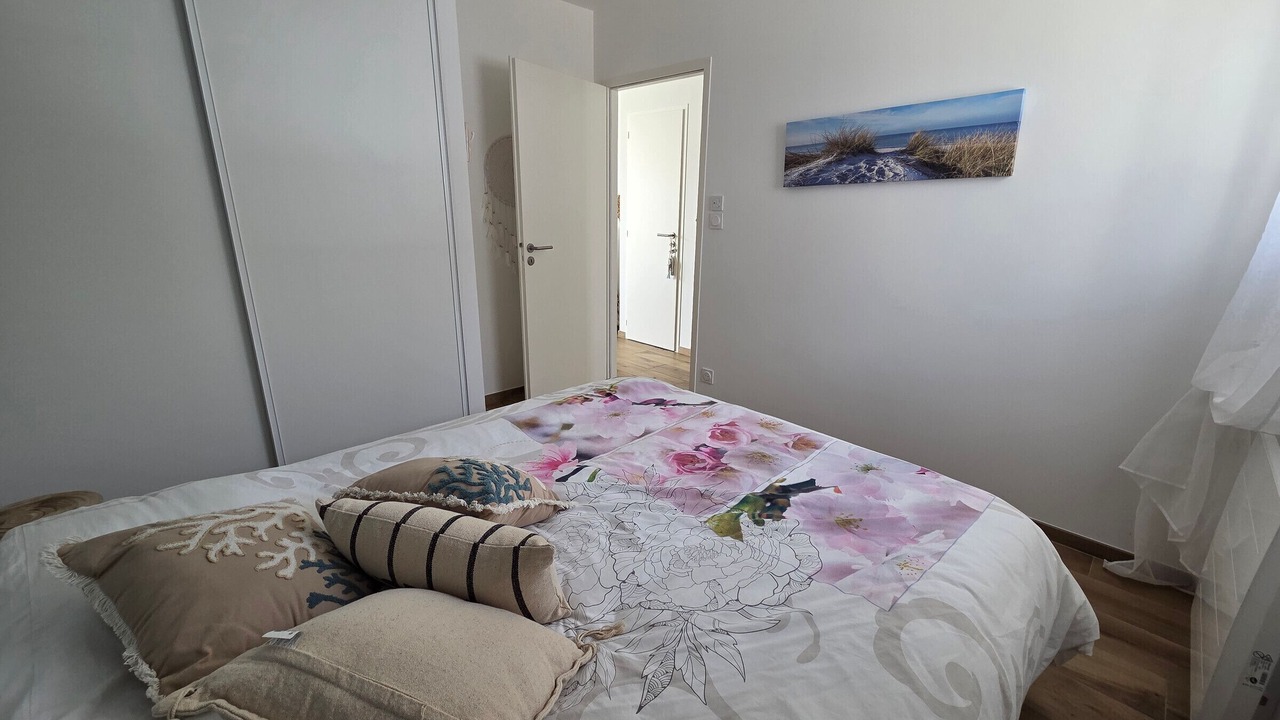 Photo of Bedroom in Jard-sur-Mer