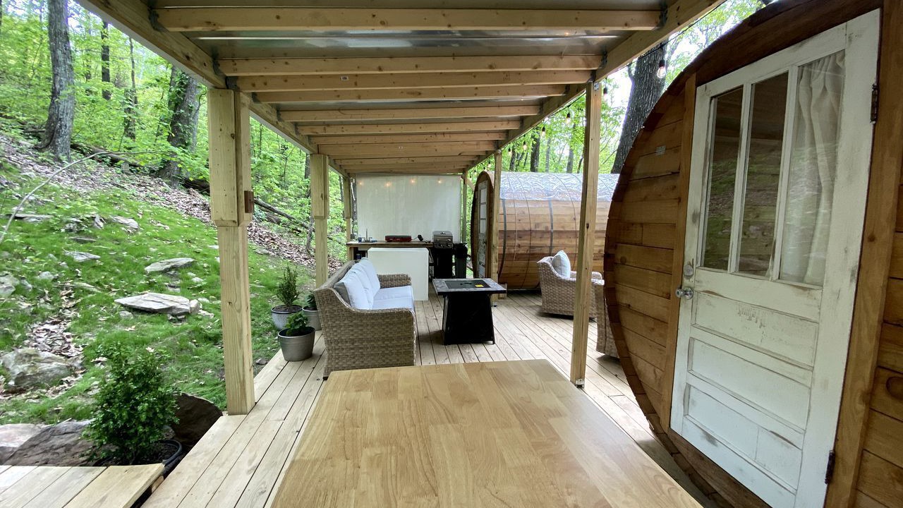 Photo of Patio Balcony in Lupton City
