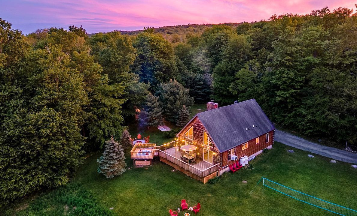 Photo of Patio Balcony in Livingston Manor