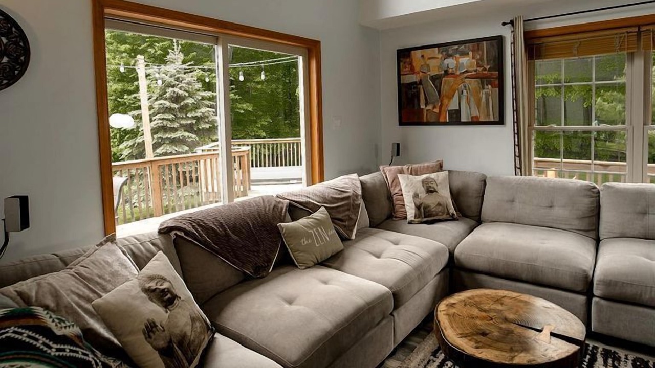 Photo of Livingroom in Livingston Manor