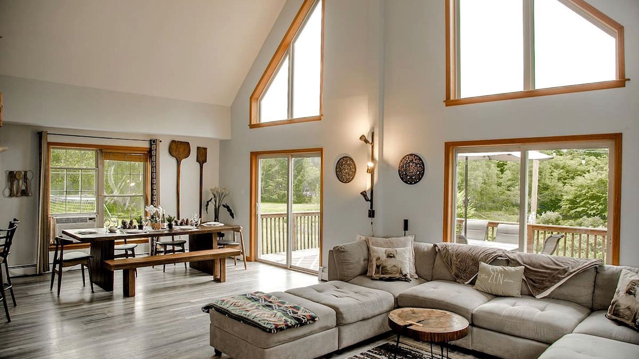 Photo of Livingroom in Livingston Manor