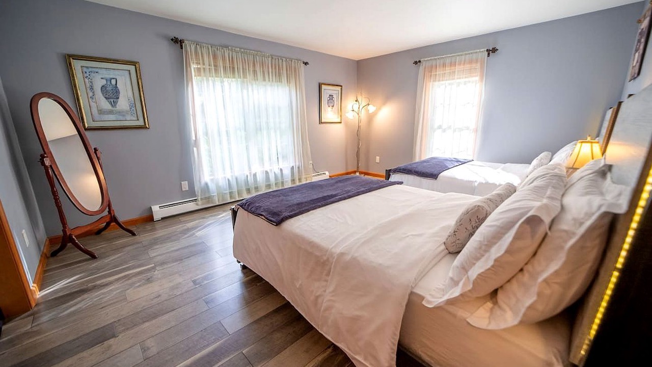 Photo of Bedroom in Livingston Manor