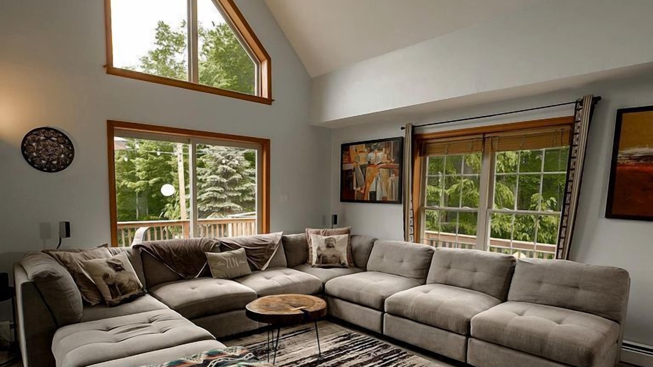 Photo of Livingroom in Livingston Manor
