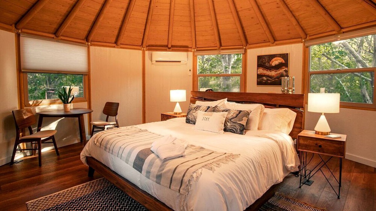 Photo of Bedroom in Bastrop