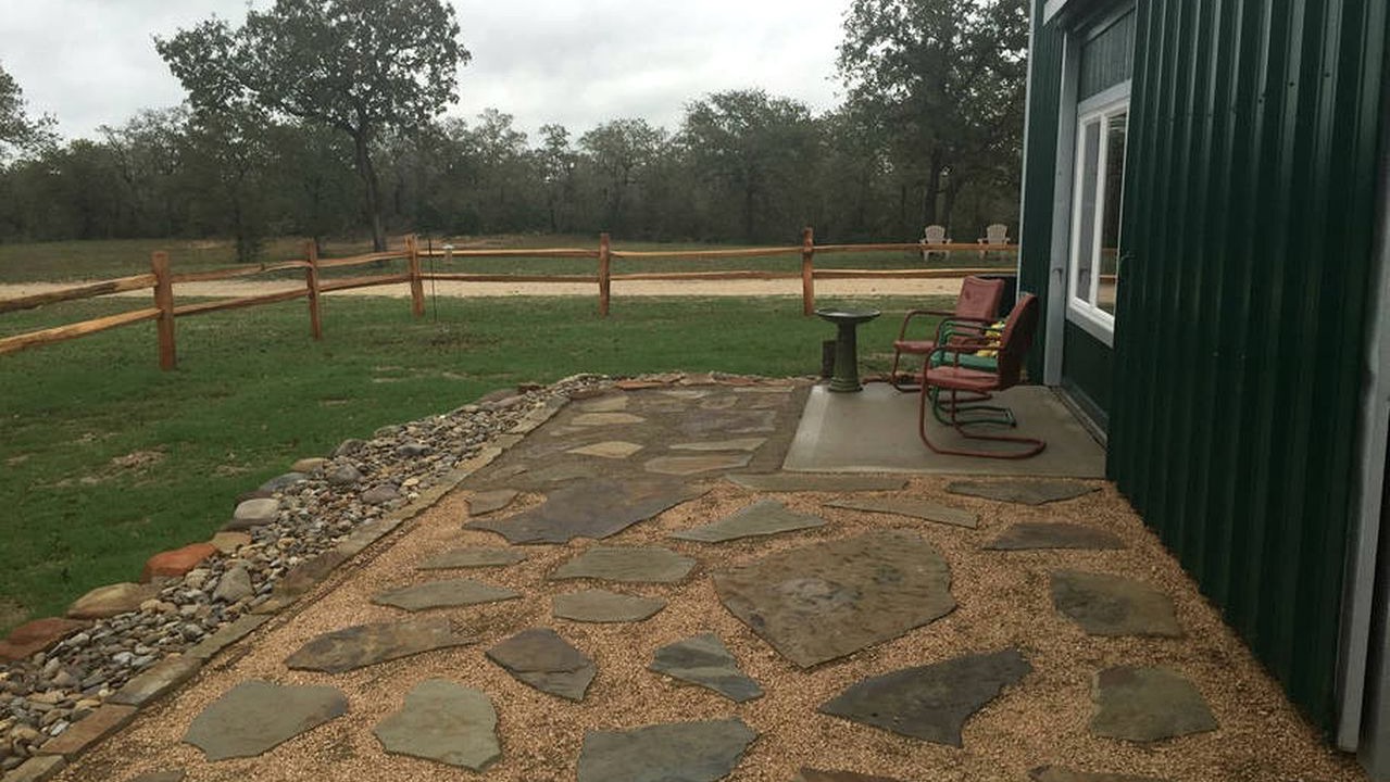 Photo of Patio Balcony in Bebe