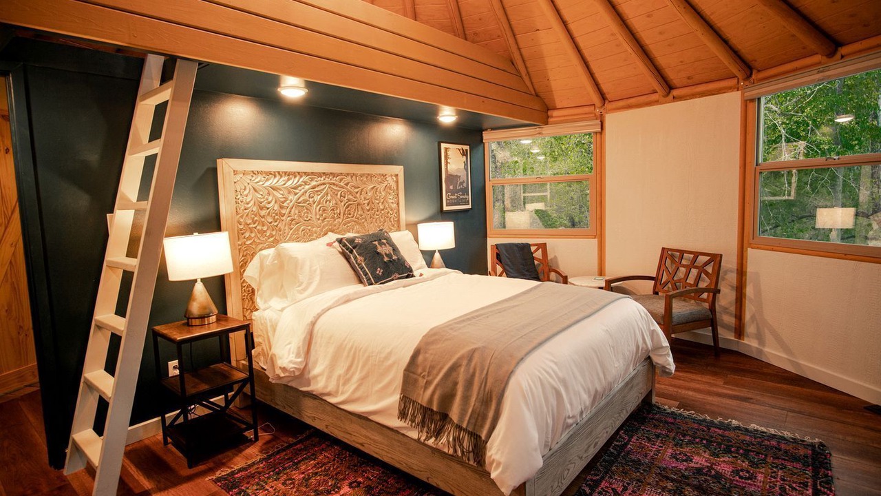 Photo of Bedroom in Bastrop