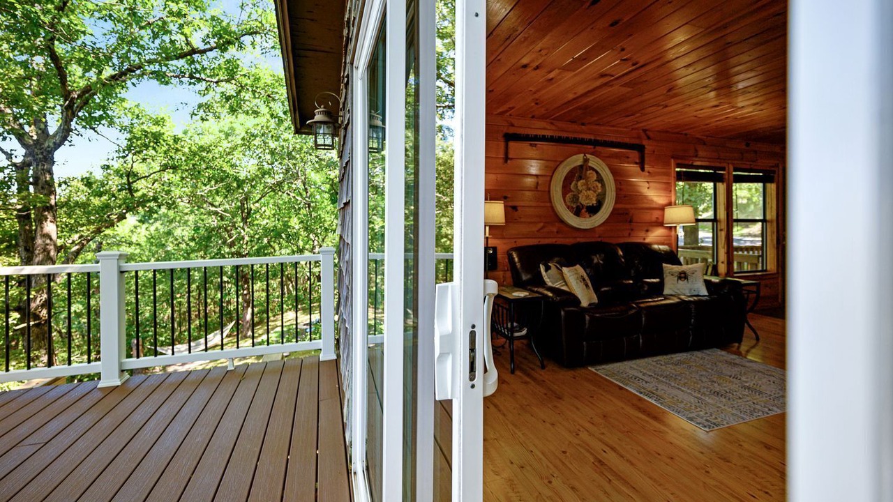 Photo of Patio Balcony in Smithville