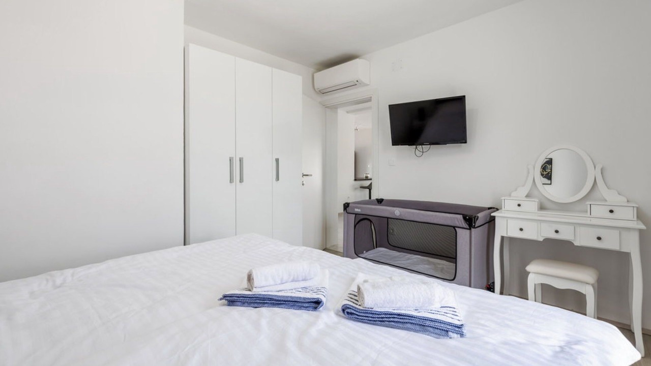 Photo of Bedroom in Lopar