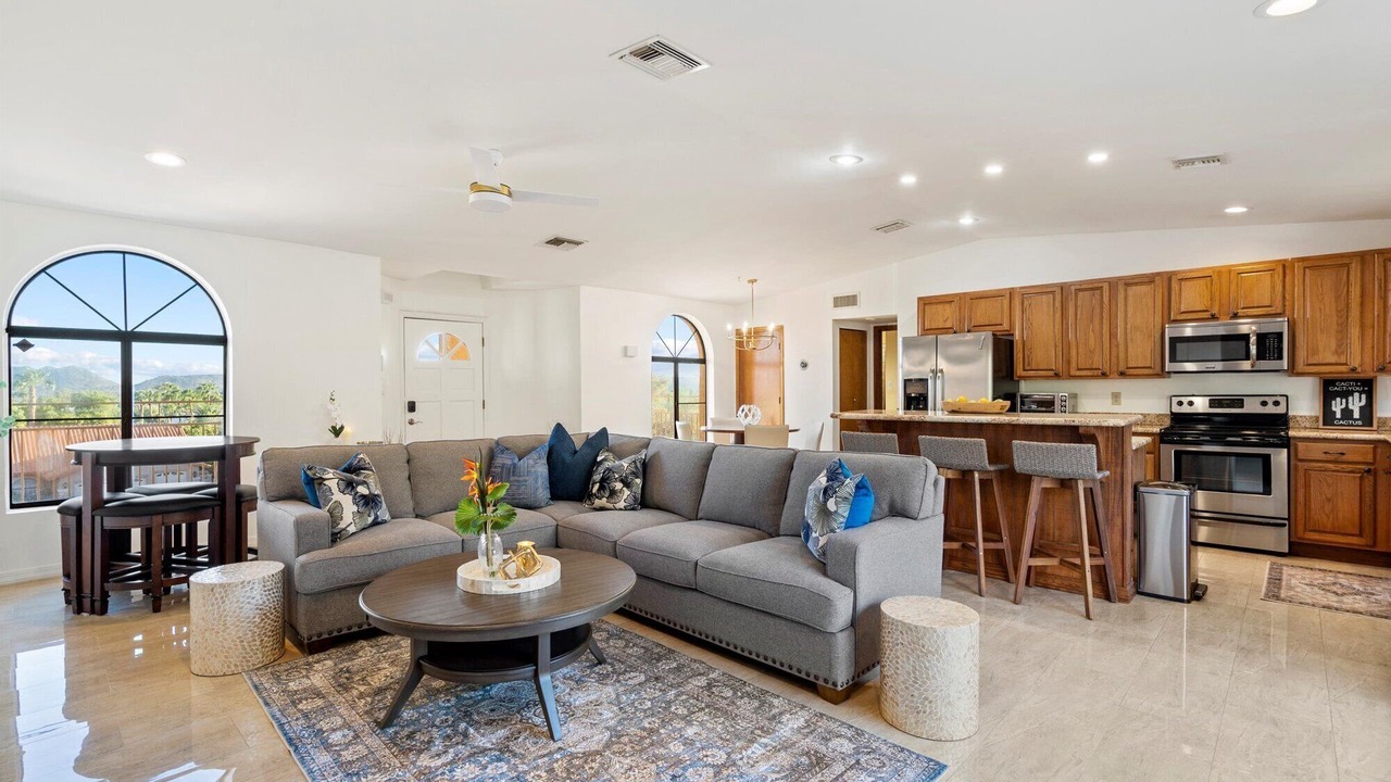 Photo of Livingroom in Saddle View Estates