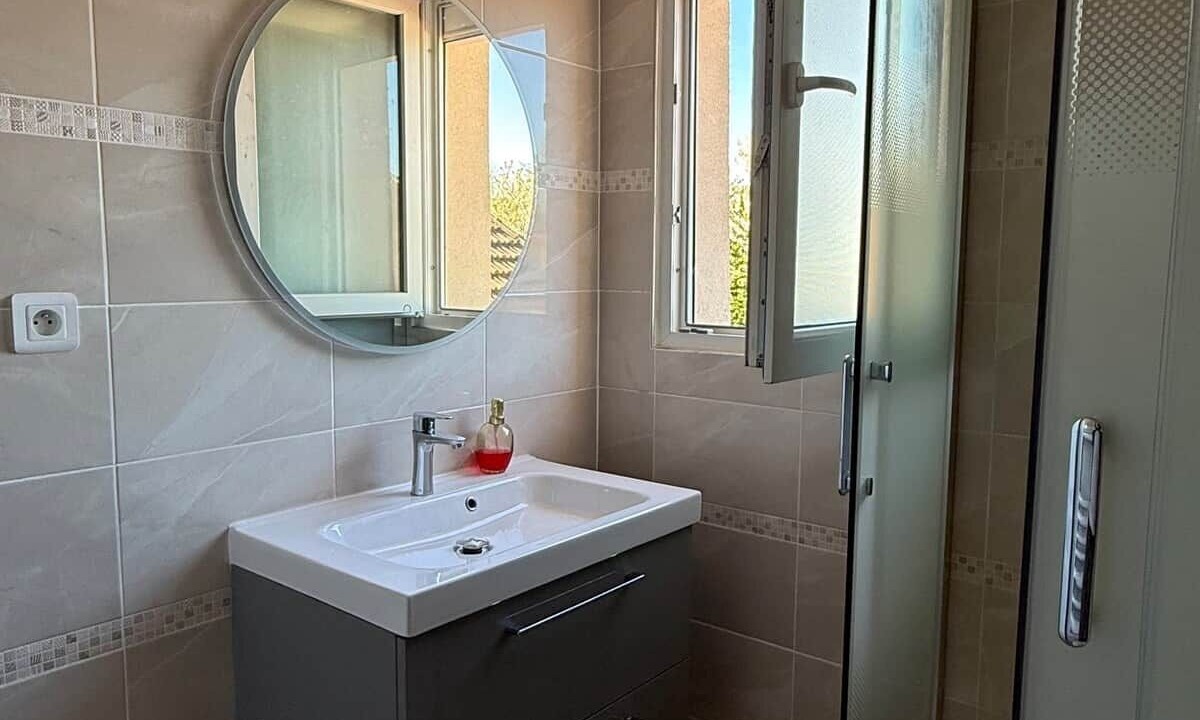 Photo of Bathroom in Goussainville