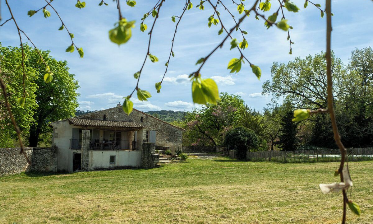 Photo of Outdoor in Saint-Michel-l'Observatoire