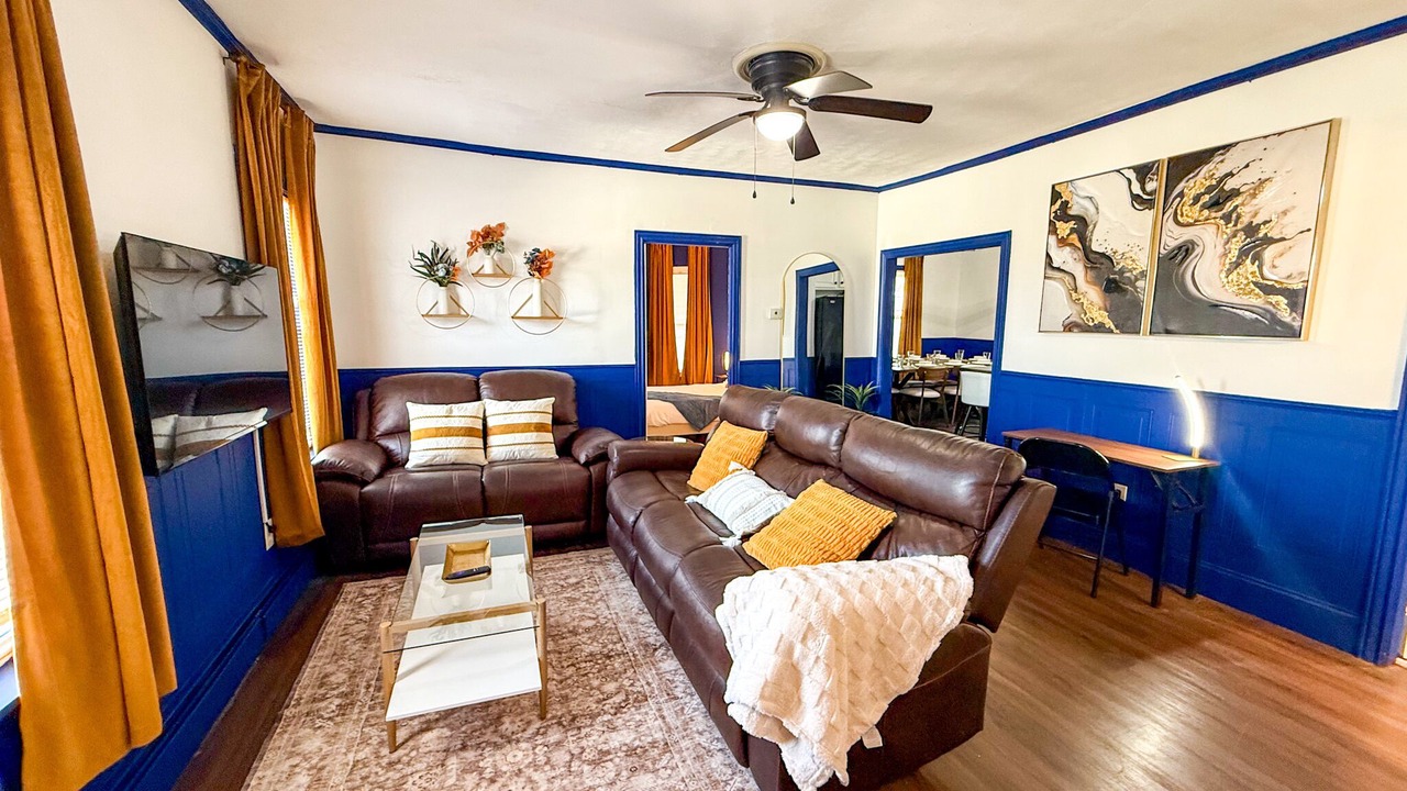 Photo of Livingroom in Silver Lake