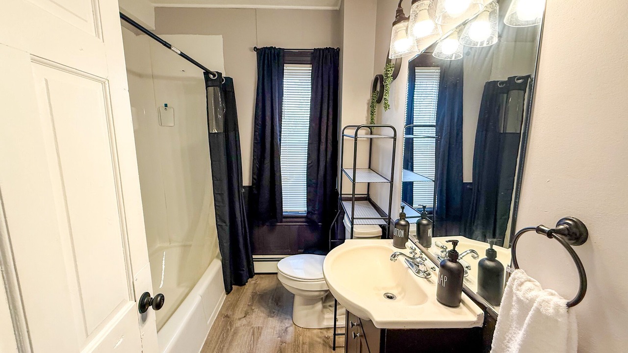 Photo of Bathroom in Silver Lake