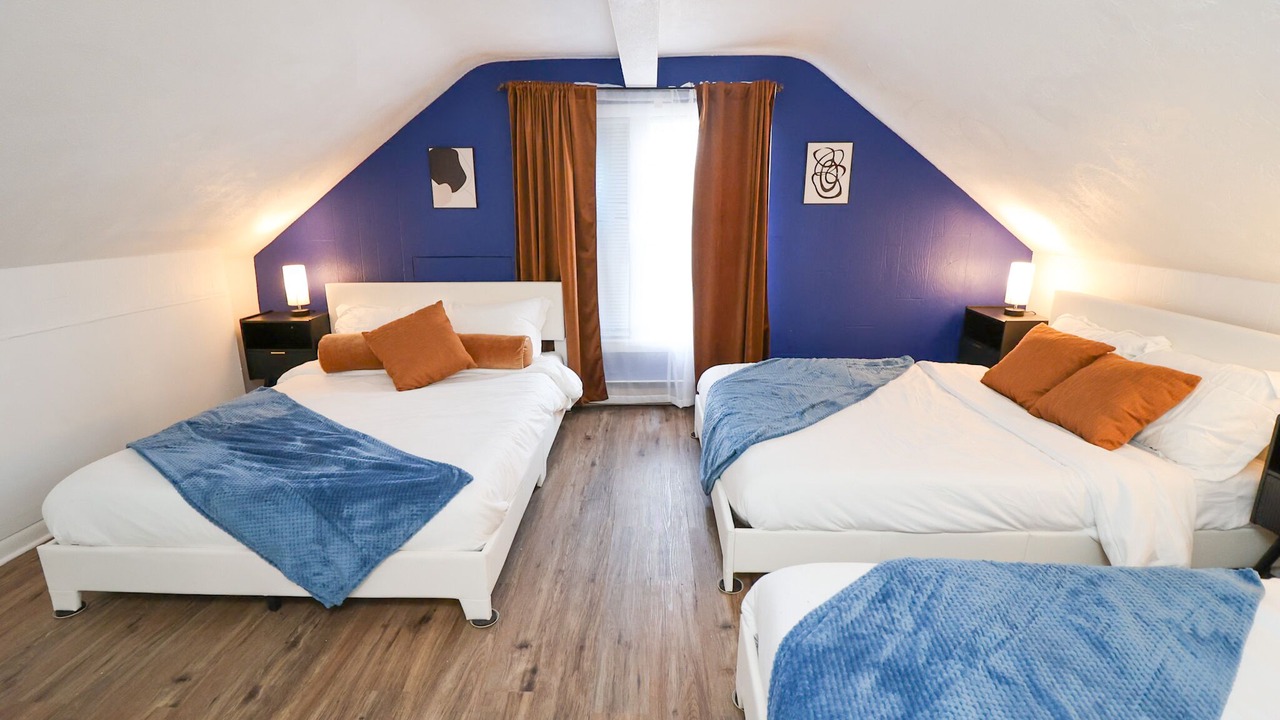 Photo of Bedroom in Silver Lake