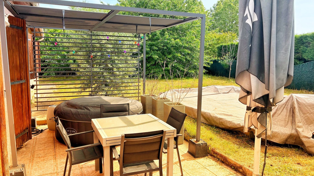 Photo of Outdoor in Campsas