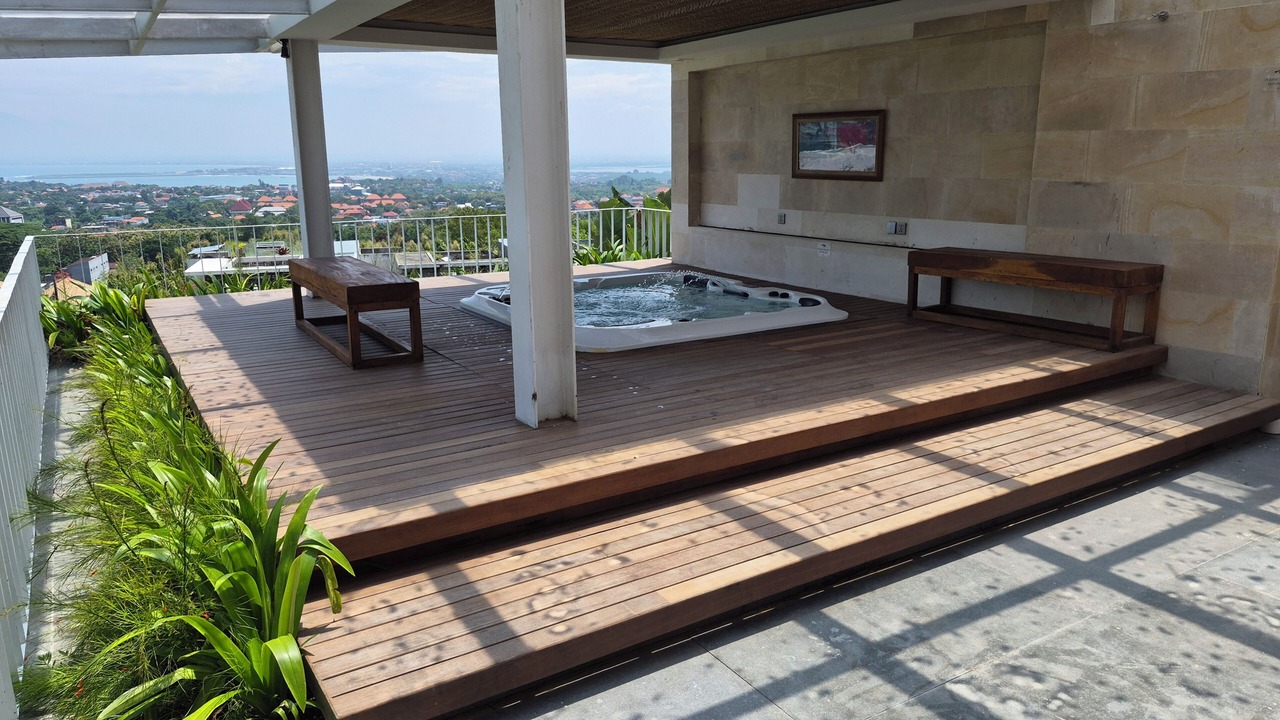 Photo of Patio Balcony in Bukit