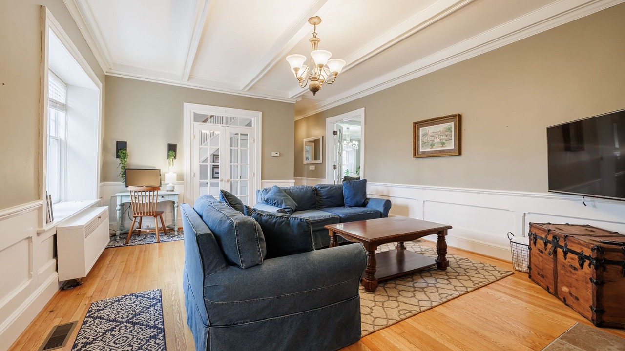 Photo of Livingroom in Canandaigua