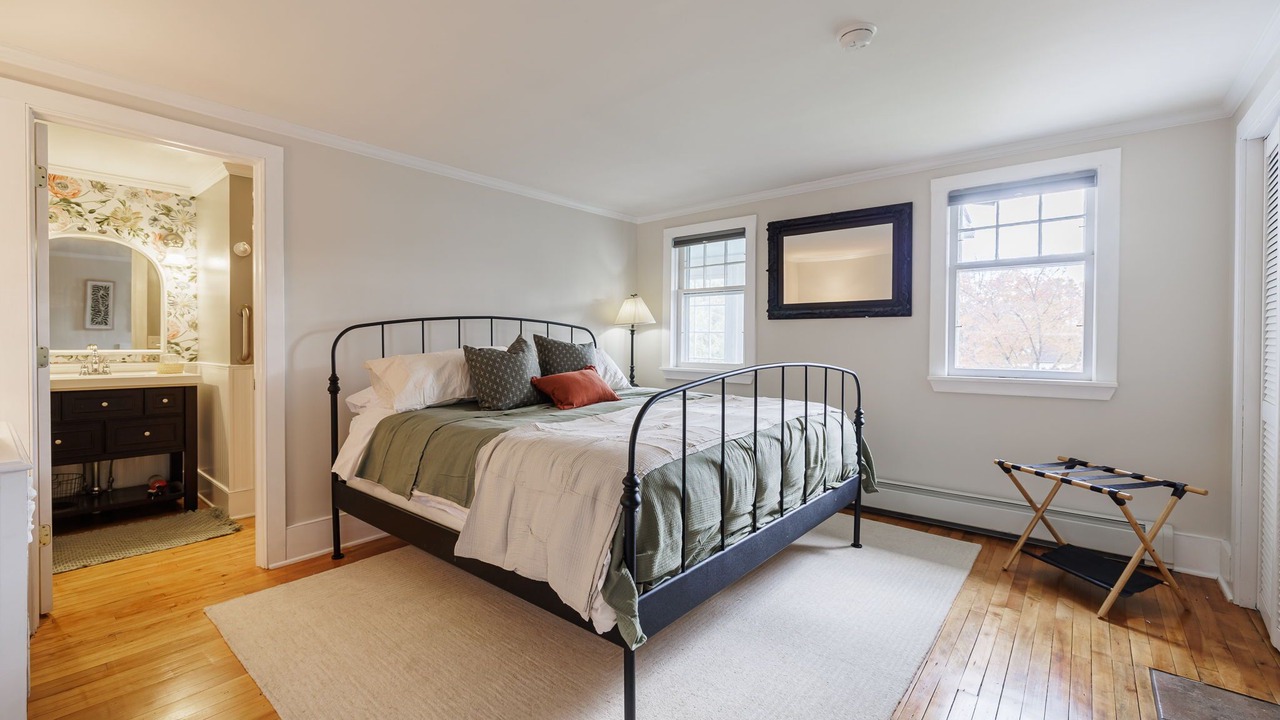 Photo of Bedroom in Canandaigua