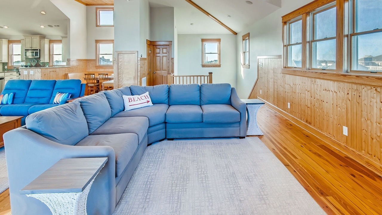 Photo of Livingroom in Waves