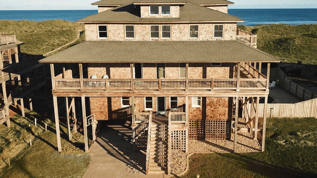 Photo of Outdoor in Waves