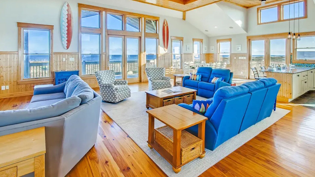 Photo of Livingroom in Waves