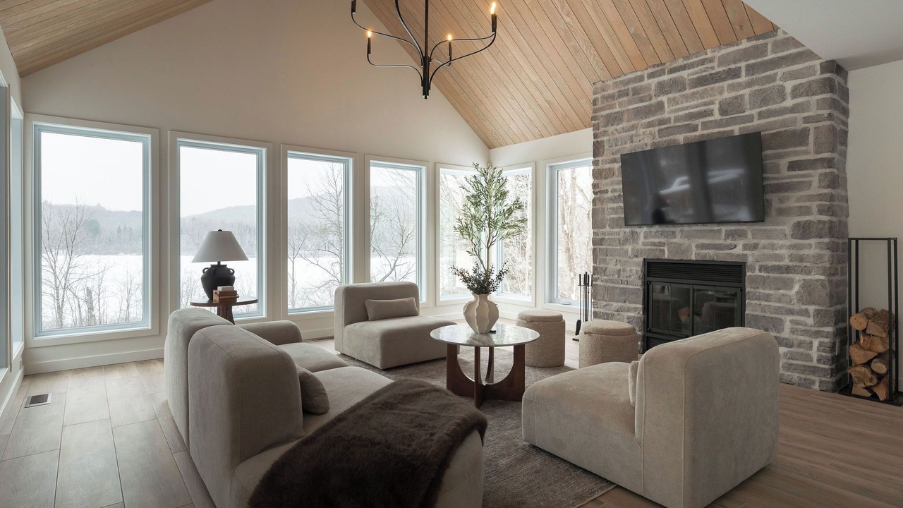 Photo of Livingroom in Mandeville