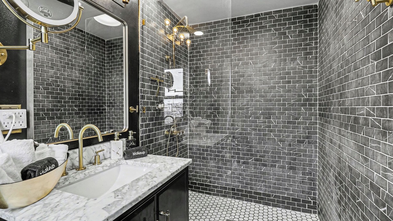 Photo of Bathroom in Corktown