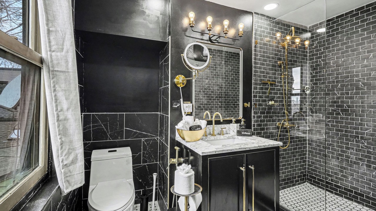 Photo of Bathroom in Corktown