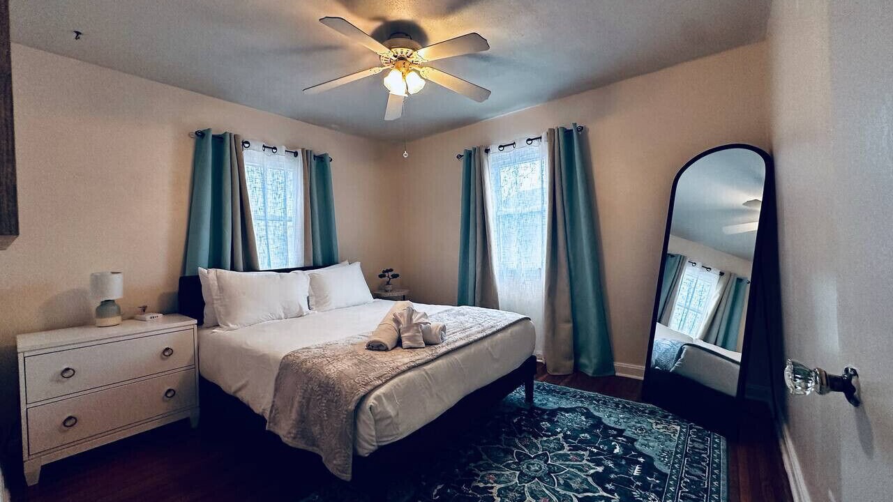 Photo of Bedroom in Cheektowaga