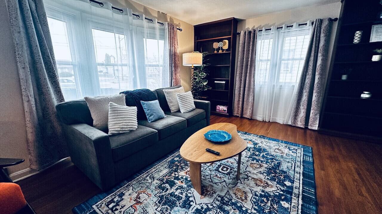 Photo of Livingroom in Cheektowaga