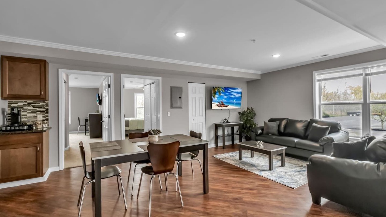 Photo of Livingroom in Amherst
