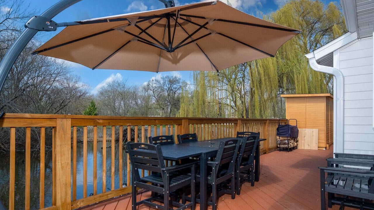 Photo of Outdoor in Pistakee Highlands