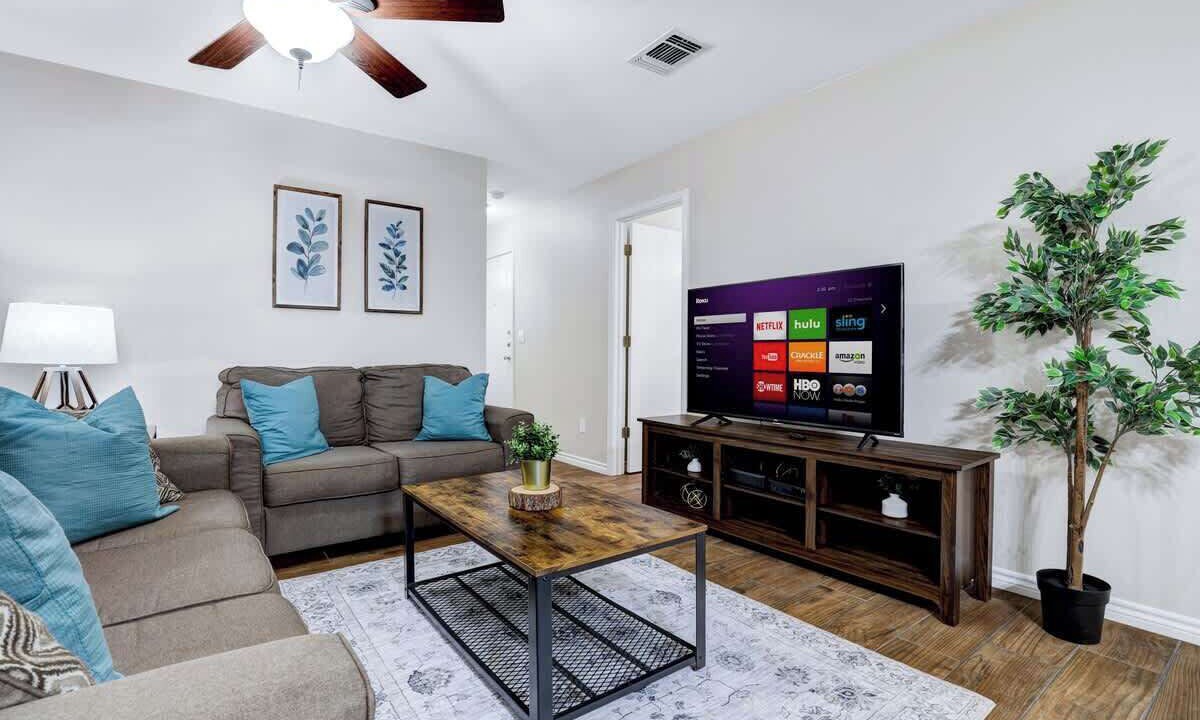 Photo of Livingroom in West San Antonio