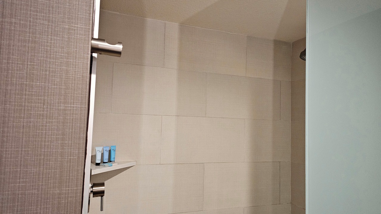 Photo of Bathroom in Gateway District