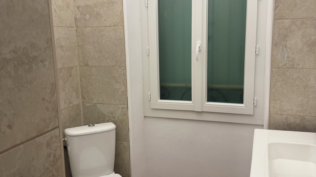 Photo of Bathroom in Saint-Laurent-La-Vernede