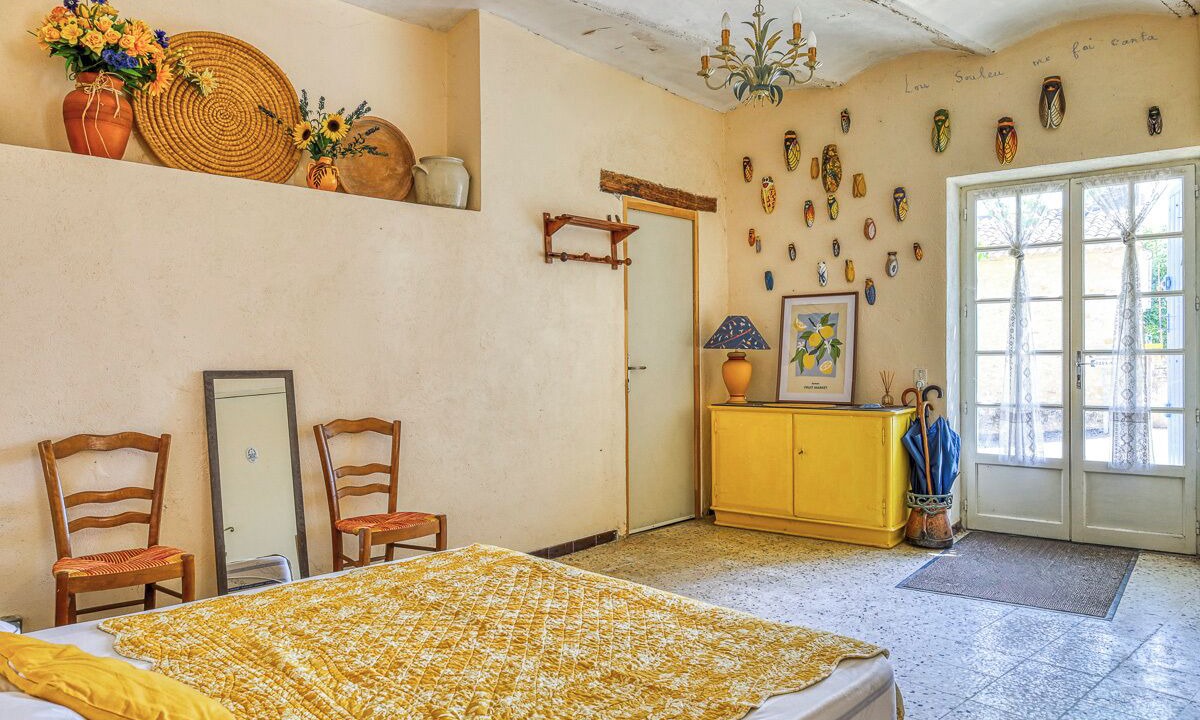 Photo of Bedroom in Ongles