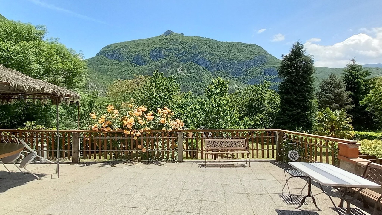 Photo of Outdoor in Alliat