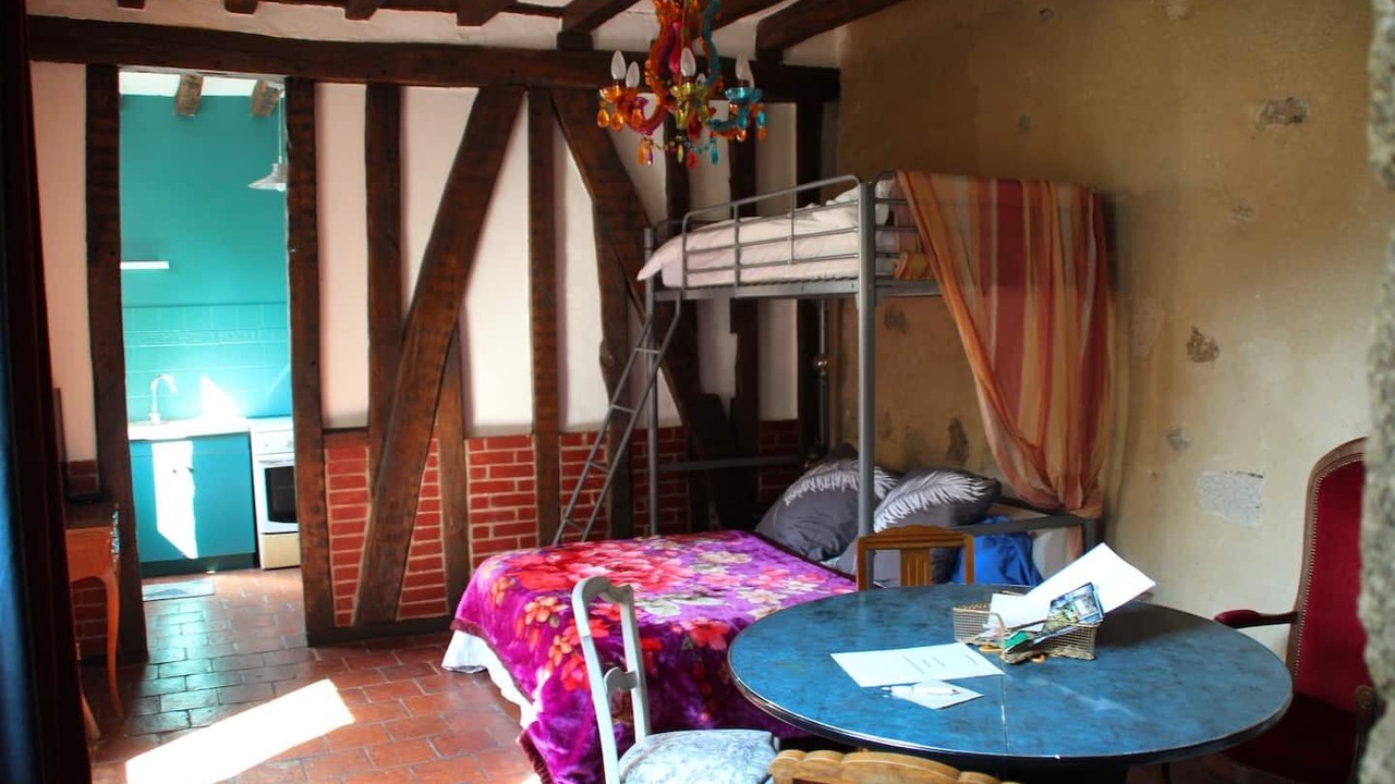 Photo of Bedroom in Alencon
